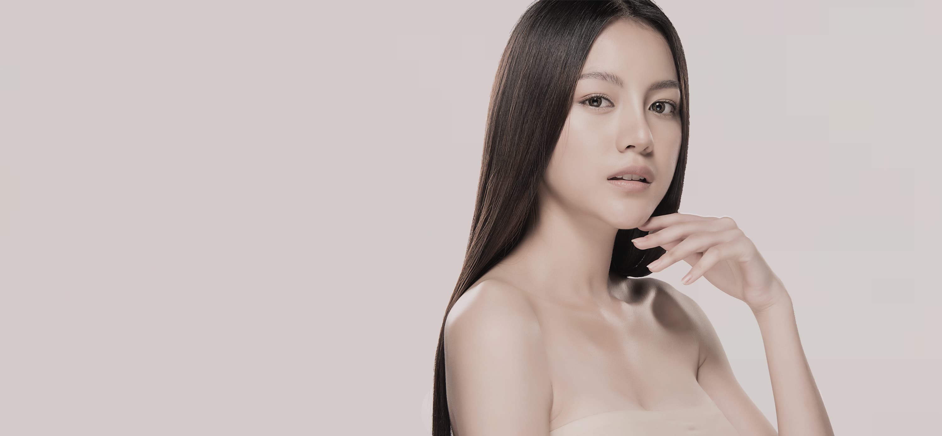 Cover image for: Year-Round Glow: How to Preserve Your Summer Skin Radiance
